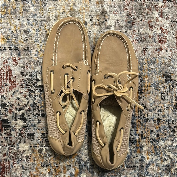 Women’s boat shoes - Picture 1 of 2